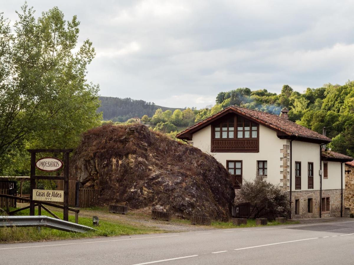 Onís Casas Rurales Pandesiertos מראה חיצוני תמונה