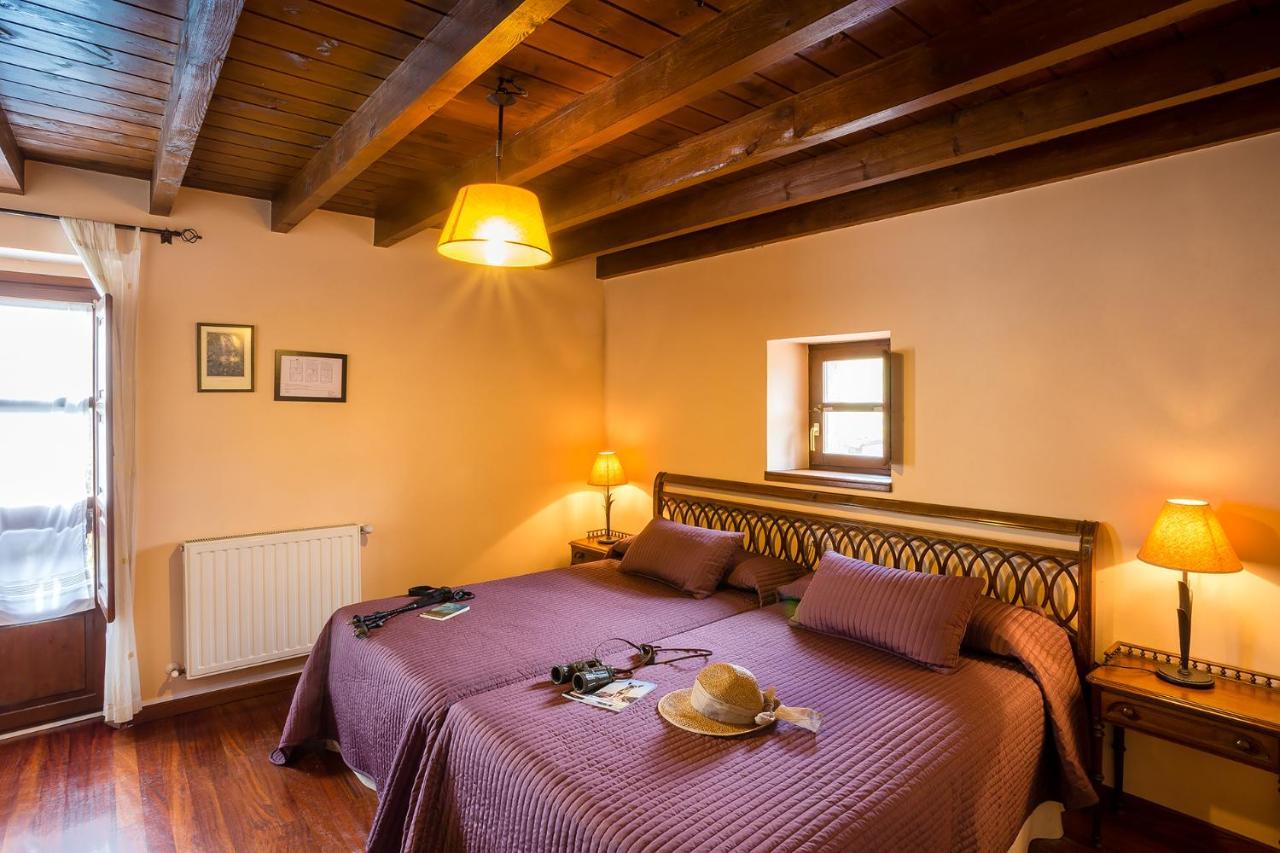 Onís Casas Rurales Pandesiertos מראה חיצוני תמונה
