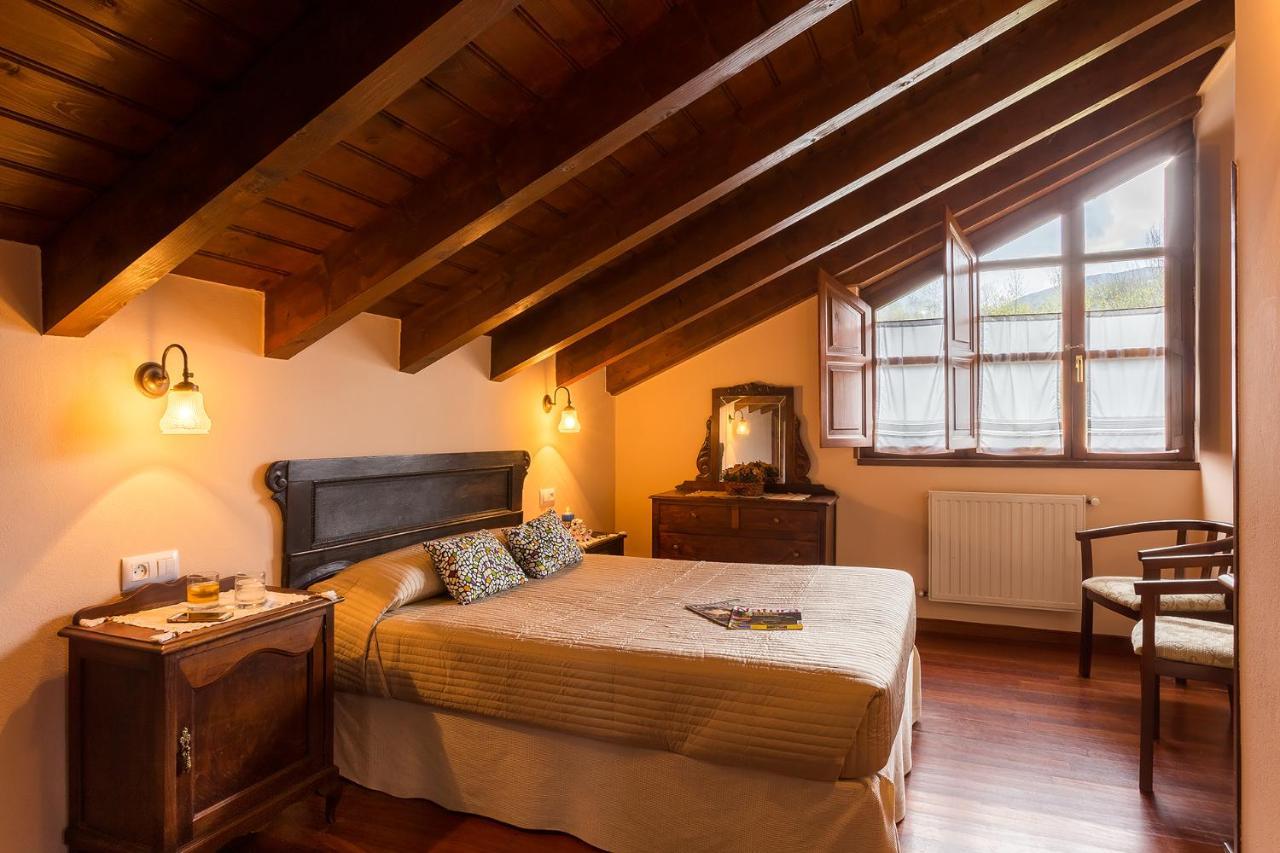 Onís Casas Rurales Pandesiertos מראה חיצוני תמונה