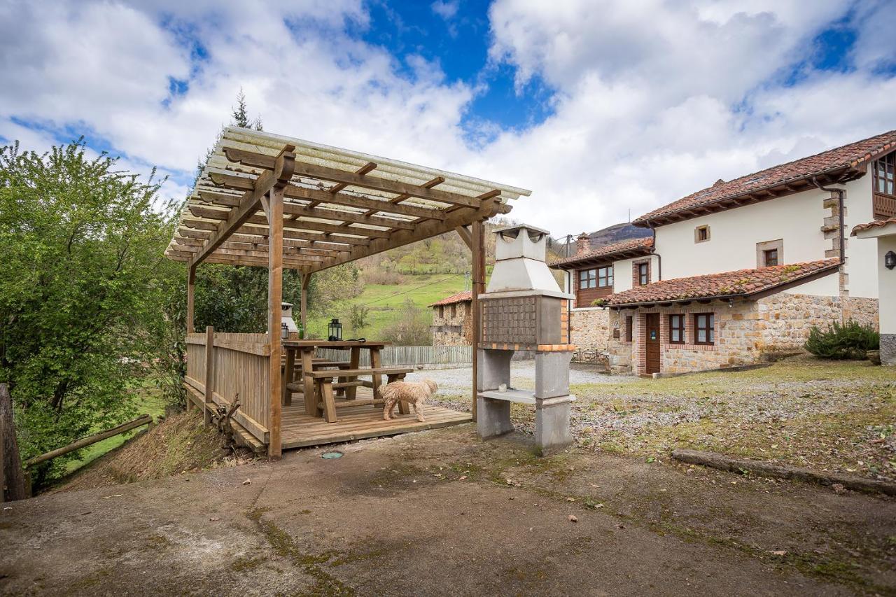 Onís Casas Rurales Pandesiertos מראה חיצוני תמונה